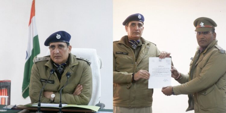 एसएसपी नैनीताल ने अधीनस्थ अधिकारियों के साथ की बैठक, थानाध्यक्ष बनभूलपुरा सम्मानित