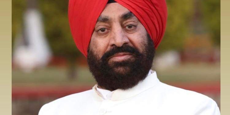 ब्रेकिंग न्यूज़: राज्यपाल गुरमीत सिंह कल तीन दिवसीय दौरे पर पहुचेंगे नैनीताल