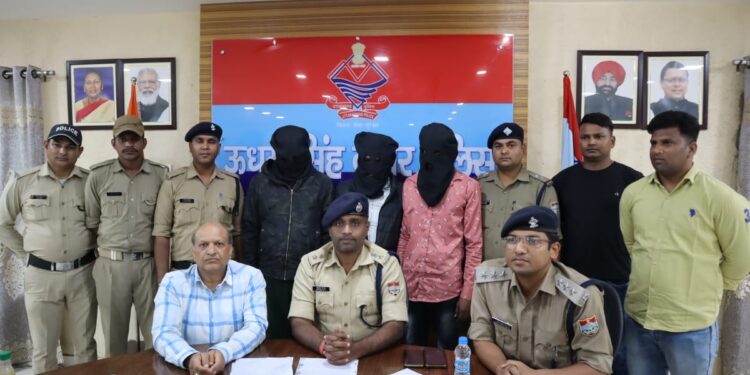 उत्तराखंड: फर्जीवाड़े से लाखों रुपये हड़पने के आरोप में तीन गिरफ्तार