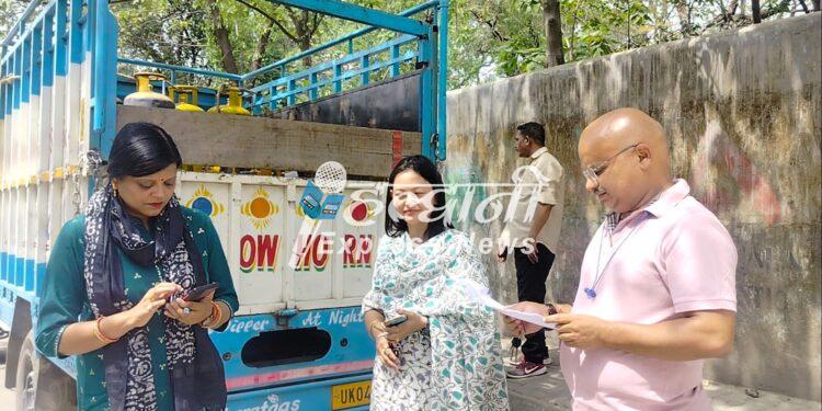 ब्रेकिंग न्यूज़: प्रशासन एवं पूर्ति विभाग की छापेमारी, 250 गैस सिलेंडर जप्त, दो पिकअप और एक ट्रक सीज