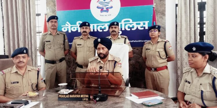 28 ग्राम स्मैक के साथ दो धरे