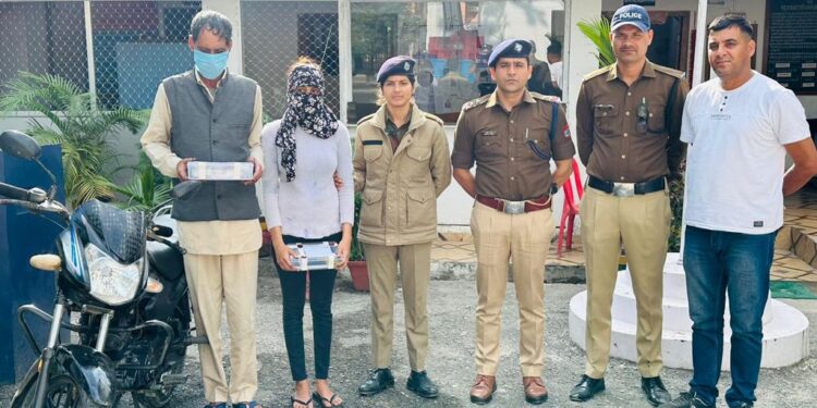 गल्ले से रकम उड़ाने के आरोपी पापा व उनकी परी गिरफ्तार