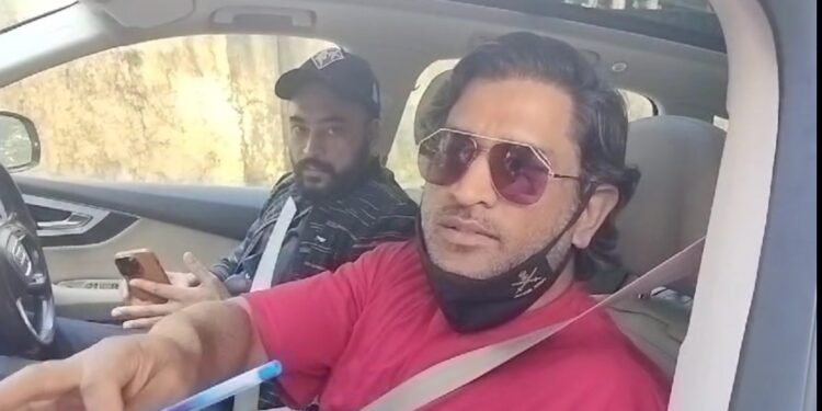 कुमाऊं दौरे के चौथे दिन पूर्व कप्तान धोनी पहुंचे सरोवर नगरी नैनीताल