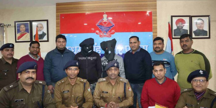 काशीपुर में नकली दवा फैक्ट्री का भंडाफोड़, दो गिरफ्तार