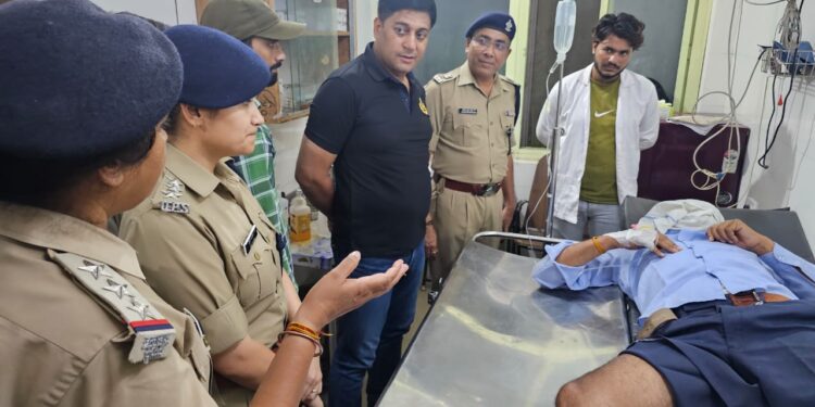 पुलिस से मुठभेड़ में लूट का मास्टरमांडड गिरफ्तार 