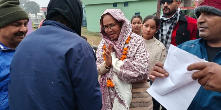 वार्ड 37 में भाजपा पार्षद प्रत्याशी का जनसंपर्क अभियान, जनता से समर्थन की अपील