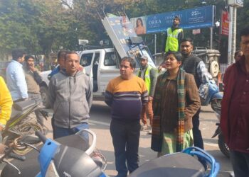 हल्द्वानी में अवैध पार्किंग पर चला प्रशासन का डंडा, 41 वाहनो का चालान, 4 सीज