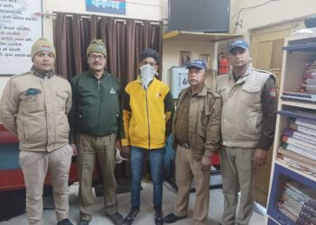 जीआरपी ने रेलवे स्टेशन पर उत्पात मचाने वाले आरोपी को पकड़ा