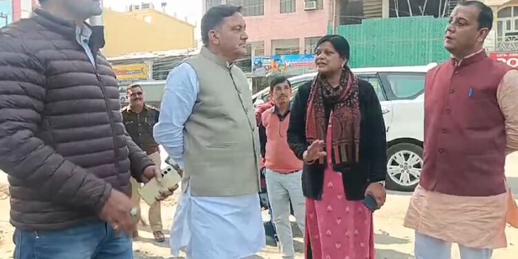 हल्द्वानी में मेयर गजराज का एक्शन, नगर निगम की खाली जमीनों पर होंगे जनहित के कार्य