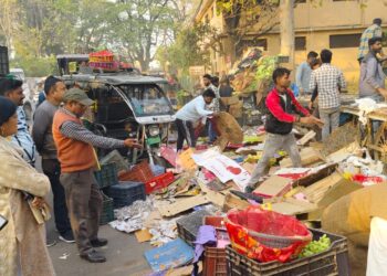 अतिक्रमण और गंदगी पर नगर निगम की सख्ती, हजारों का जुर्माना