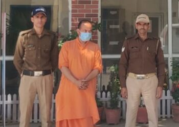 पुलिस का बड़ा खुलासा, टार्गेट फ्रॉड गैंग का सरगना स्वामी दिनेशानंद भारती गिरफ्तार