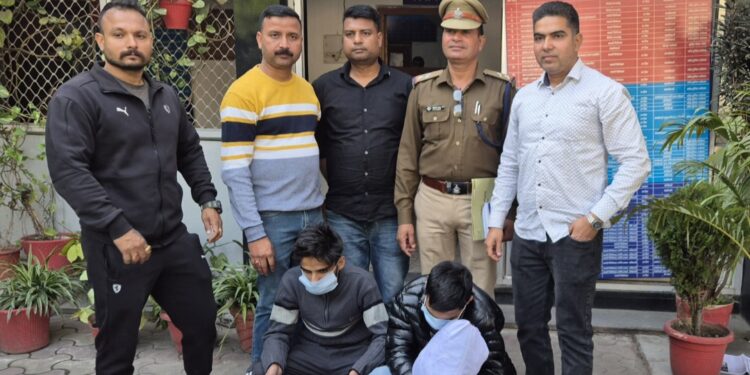 नशे के खिलाफ कार्रवाई: नशीले इंजेक्शनो के साथ दो तस्कर गिरफ्तार
