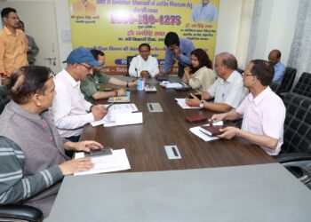 निजी स्कूलों की मनमानी पर लगेगी लगाम, शिक्षा विभाग ने जारी किया हेल्पलाइन नंबर