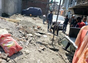 आयुक्त दीपक रावत के निर्देश पर सरकारी भूमि अतिक्रमण मुक्त