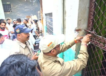 दो दिन में 17 मदरसे सील, प्रभावित बच्चों को पंजीकृत संस्थानों में किया जाएगा स्थानांतरित