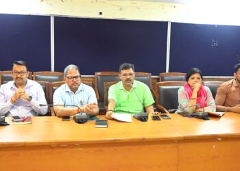 नैनीताल में वीकेंड ट्रैफिक को लेकर प्रशासन अलर्ट, पर्यटकों की सुविधा के लिए तैनात किए गए नोडल अधिकारी