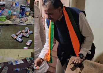 गेस्ट हाउस में शराब की बोतलें और ताश की गड्डियां देख भड़के सांसद अजय भट्ट