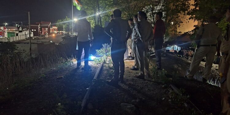 हल्द्वानी रेलवे स्टेशन के पास युवक की गला रेतकर हत्या, इलाके में सनसनी