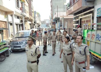 ‘सत्यापन का डंडा’: 287 व्यक्तियों का सत्यापन, 73 मकान मालिकों पर कार्रवाई, 1.54 लाख का जुर्माना