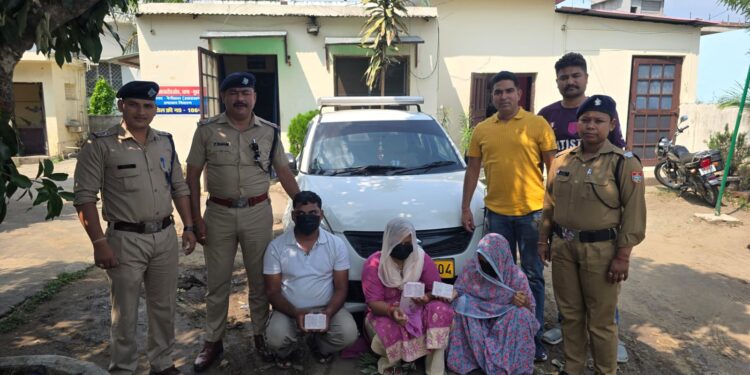 श्रद्धालुओं की भीड़ में सक्रिय गिरोह का भंडाफोड़, चैन स्नैचिंग में पति-पत्नी समेत तीन गिरफ्तार 