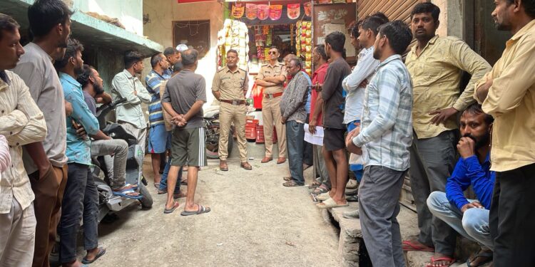 पुलिस का सख्त सत्यापन अभियान, 534 बाहरी व्यक्तियों की जांच, 11 भवन स्वामी दंडित 