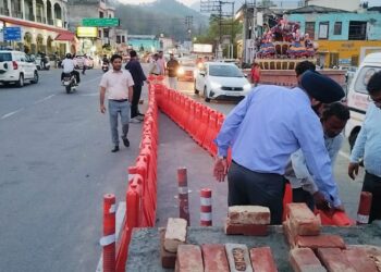 नरीमन डिवाइडर हादसे के बाद प्रशासन सतर्क, संयुक्त टीम ने किया निरीक्षण 