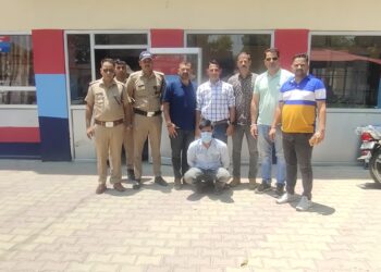 एसटीएफ की बड़ी सफलता: 25 हजार का इनामी हत्यारोपी राहुल उर्फ रूपेश हरिद्वार से गिरफ्तार