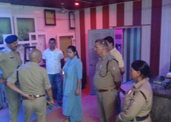 स्पा सेंटर में देह व्यापार का पर्दाफाश, AHTU और पुलिस की संयुक्त छापेमारी में पांच हिरासत में…