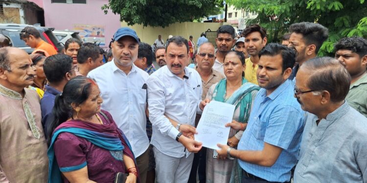 नालों की दिशा परिवर्तन की उठी मांग, तोड़फोड़ से हल्द्वानी के हजारों परिवारों पर संकट