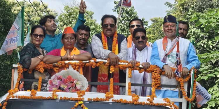 रामडी-आनसिंह सीट पर बेला तोलिया का शक्ति प्रदर्शन, भाजपा के पक्ष में उमड़ा जनसैलाब