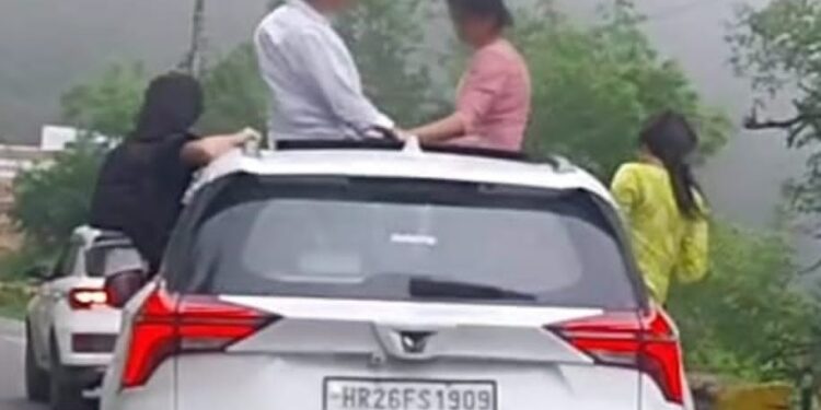 स्टंटबाज़ी का वायरल वीडियो बना सबक, हरियाणा नंबर की गाड़ी पर नैनीताल पुलिस की सख्त कार्रवाई