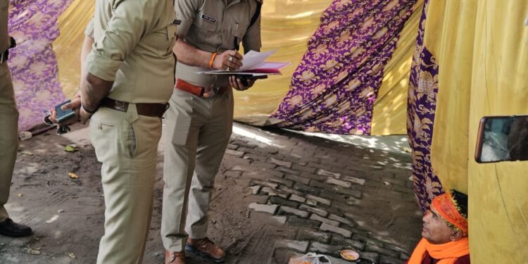 “ऑपरेशन कालनेमि” की बड़ी कार्रवाई: 25 ढोंगी बाबा गिरफ्तार, बांग्लादेशी नागरिक भी पकड़ा गया