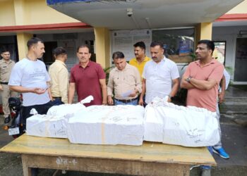 नकली सिगरेट का बड़ा खुलासा, एसटीएफ ने 22,100 डिब्बियों के साथ कारोबारी को पकड़ा