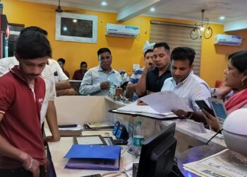 हल्द्वानी में रेस्टोरेंट्स और गेस्ट हाउस पर प्रशासन की बड़ी कार्रवाई, ‘रॉयल रेस्टोरेंट’ का गेस्ट हाउस सील