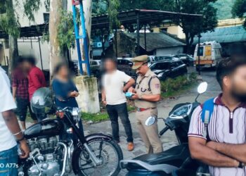 नशे में वाहन चलाना पड़ा भारी, पुलिस ने 8 चालकों को किया गिरफ्तार, वाहन सीज़