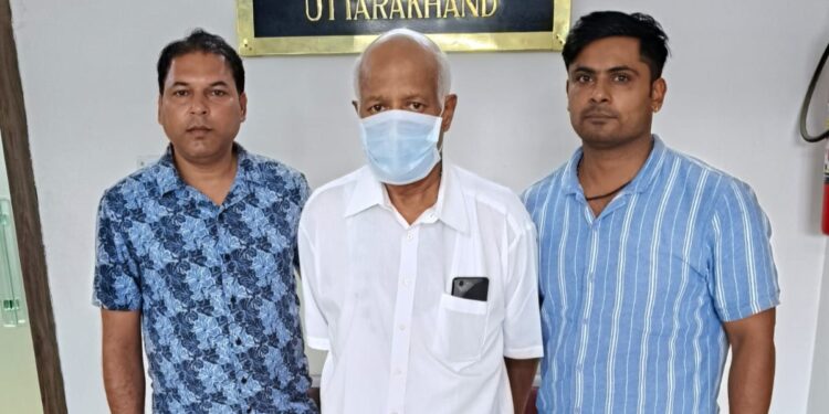 जिंदगी से खिलवाड़ करने वालों पर एसटीएफ का शिकंजा, नकली दवाओं के फैक्ट्री मालिक को किया गिरफ्तार