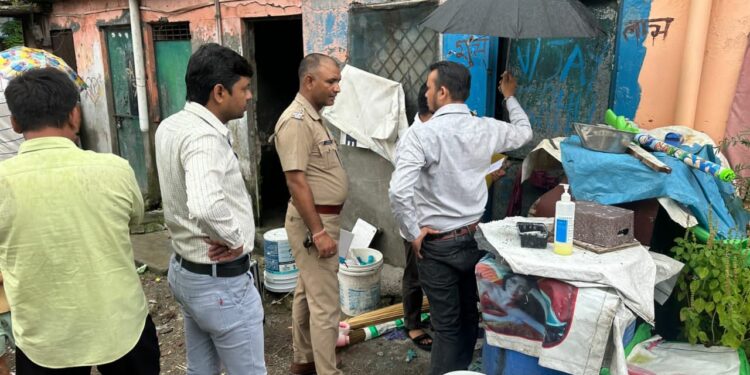 धमाके से दंपत्ति सहित तीन बच्चे झुलसे, फॉरेंसिक जांच में कारण स्पष्ट