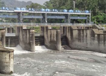 सिल्ट निकासी के लिए आज दोपहर खुलेंगे गोला बैराज के गेट, जलापूर्ति रहेगी प्रभावित
