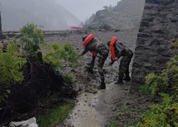 उत्तरकाशी में कुदरत का कहर: खीरगंगा में बादल फटा, धराली बाजार तबाह, सेना और प्रशासन राहत कार्यों में जुटे