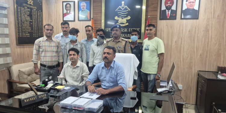 दून इंटरनेशनल स्कूल का ऑनलाइन प्लेटफॉर्म हैक, फर्जी मैसेज से ठगी, STF ने बरेली से तीन साइबर ठग दबोचे