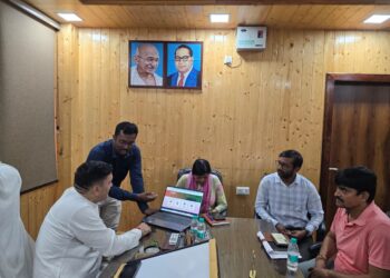 हल्द्वानी में पालतू कुत्तों का पंजीकरण अब ऑनलाइन, महापौर ने शुरू किया पोर्टल