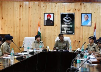 कुमाऊं में अपराध पर सख्त रुख: एडीजी मुरुगेशन ने पुलिस कप्तानों संग की समीक्षा बैठक, दिए सख्त निर्देश