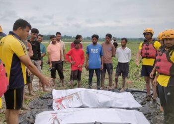 बड़ा हादसा: टोंस नदी में बहा ट्रैक्टर, अब तक आठ शव बरामद, कई लापता