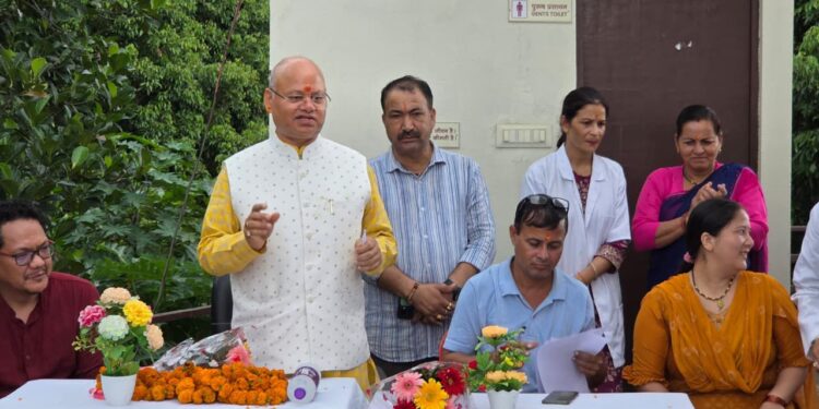 कोटाबाग में शुरू हुआ “स्वस्थ नारी–सशक्त परिवार अभियान”, महिलाओं और किशोरियों के स्वास्थ्य पर विशेष फोकस