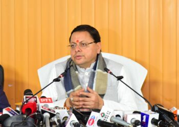 उत्तराखंड कैबिनेट की बैठक: महिला सशक्तिकरण, स्वास्थ्यकर्मियों, यूसीसी और निर्माण नीतियों पर लिए गए अहम फैसले