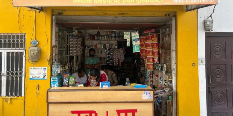 काशीपुर में नशे के कारोबार पर SOTF का बड़ा प्रहार, मेडिकल स्टोर से नशीली कैप्सूल बरामद, NDPS एक्ट में केस दर्ज