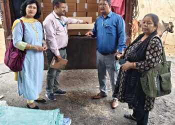 दीपावली से पहले किच्छा में खाद्य विभाग की बड़ी कार्रवाई, 5 क्विंटल दूषित मिठाई नष्ट, बिना लाइसेंस चल रहा कारखाना कराया बंद