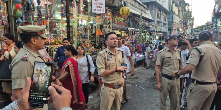 ऑपरेशन सैनेटाइज:  एसएसपी प्रहलाद मीणा खुद उतरे मैदान में, 70 संदिग्ध हिरासत में…