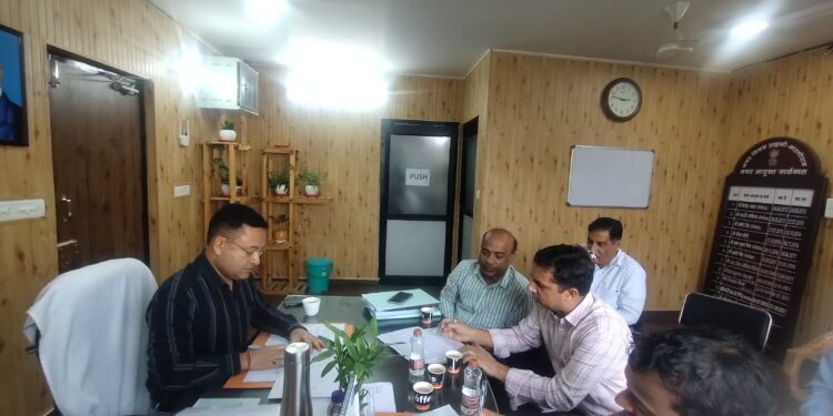 हल्द्वानी में जल्द बदलेगा ट्रैफिक का नक्शा: शनि बाजार नाले से अतिक्रमण हटाने और मुख्य सड़कों के चौड़ीकरण पर तेज़ी से शुरू होगा काम