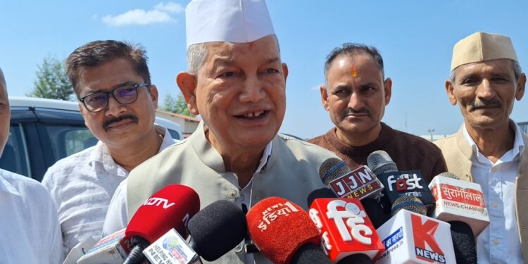 पूर्व मुख्यमंत्री हरीश रावत का राज्य सरकार पर हमला — बोले, “उत्तराखंड में चल रही है पेपर लीक लीग, सरकार है आयोजक”